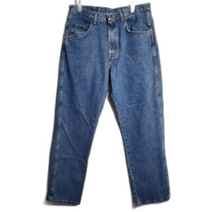 Wrangler rugged wear men W34x32L medium wash straight legs  jeans
